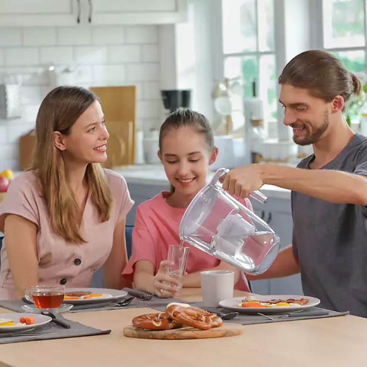 Κανάτα Με Φίλτρο Νερού Αποσκλήρυνσης Micro X-Clean 2,6Lt Λευκή (3τεμ. Φίλτρα) AWP2943WHT3 Philips